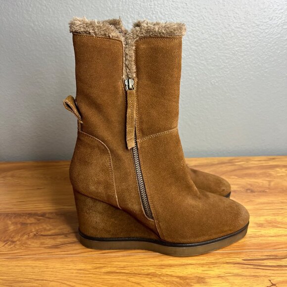 Cafe Noir Suede‎ Cabin Couture Wedge Boots Tan Faux Fur Trim NEW - Picture 7 of 11